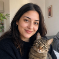 Derya T.